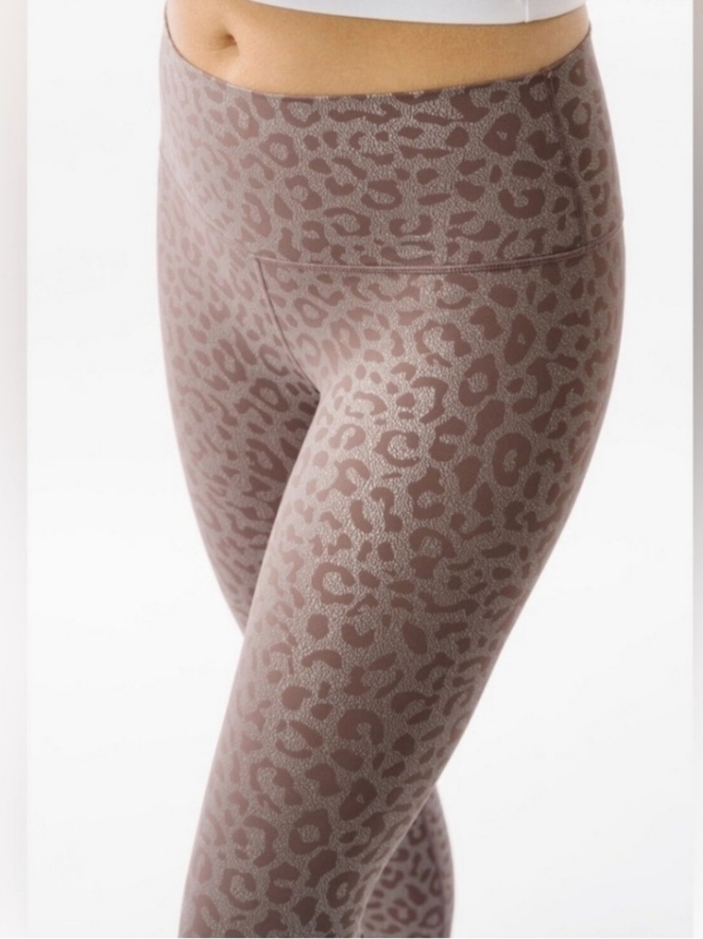 ZYIA Lilac Leopard Supreme High Rise 7/8 Legging Size 6-8
